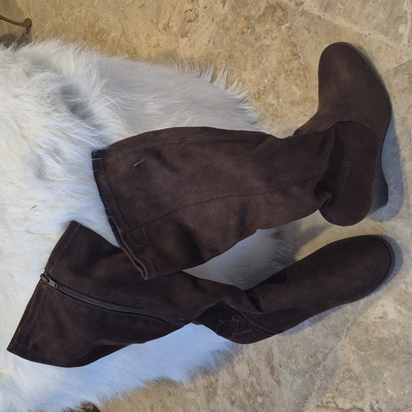 Brown Wedge Boots - Picture 7 of 8